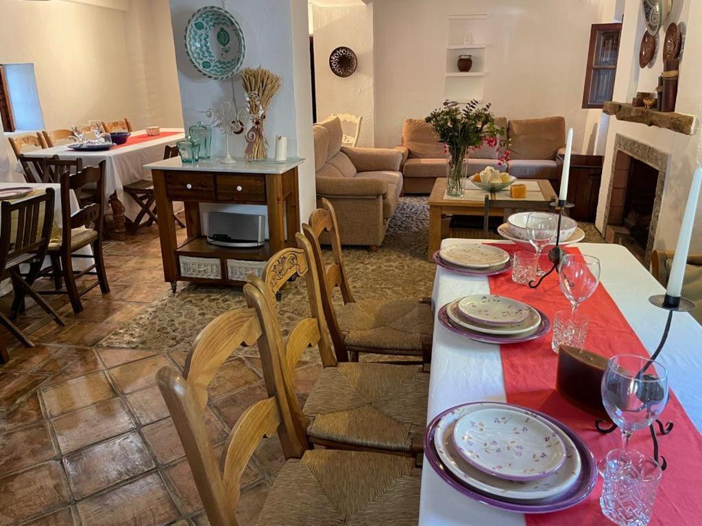 Cortijo Abril Villa ปรีเอโก เด กอร์โดบา ภายนอก รูปภาพ